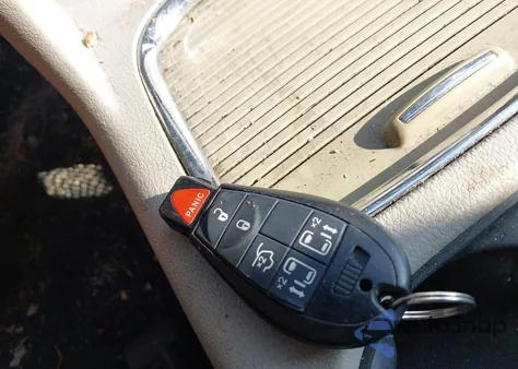 2013 Dodge Grand Caravan Sxt from USA, damaged, VIN 2C4RDGCG3DR790659